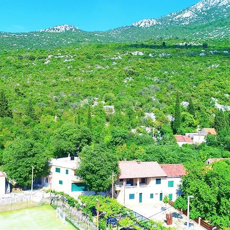 Villa Kokanovi Dvori *