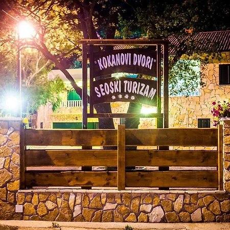 Kokanovi Dvori * Ploče